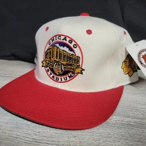 RARE 1994 Vintage Chicago Stadium Chicago Blackhawks Snapback Starter Hat NWT
